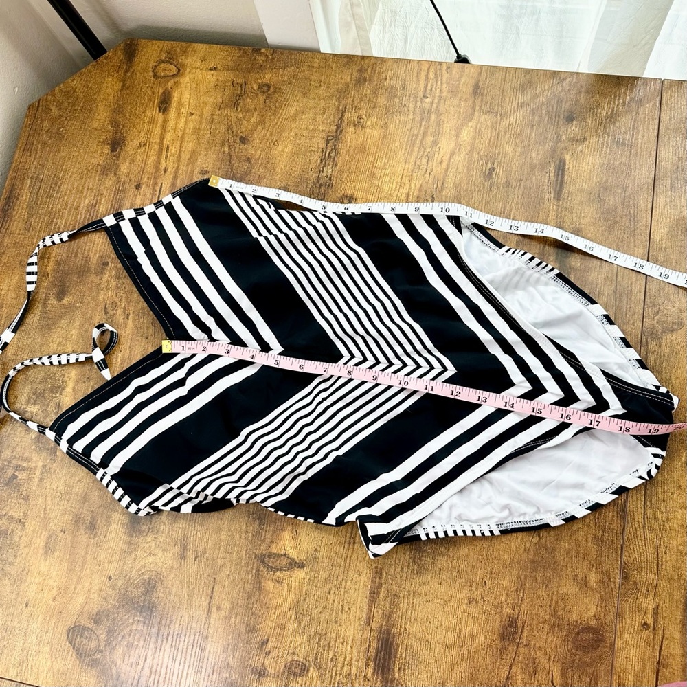 La Blanca Fine Line Halter, Black and White Chevron One-Piece Swimsuit - Picture 11 of 16
